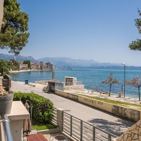 Kaštela Beachfront Apartments Gabine מראה חיצוני תמונה