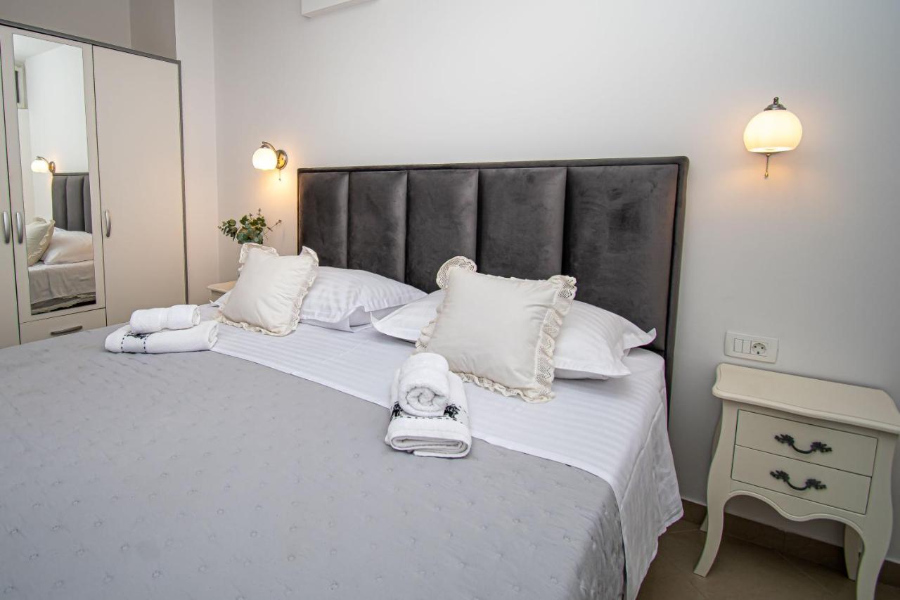 Kaštela Beachfront Apartments Gabine מראה חיצוני תמונה