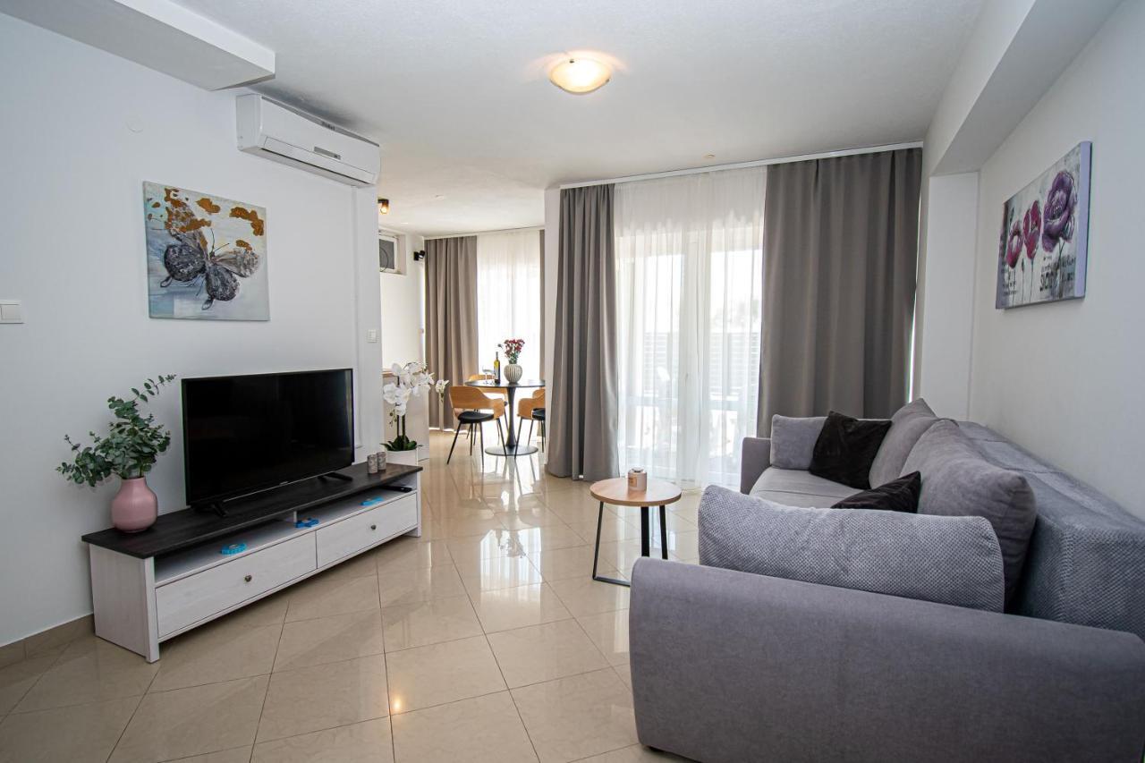 Kaštela Beachfront Apartments Gabine מראה חיצוני תמונה