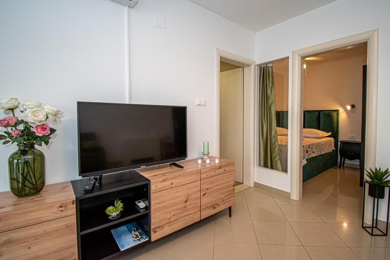 Kaštela Beachfront Apartments Gabine מראה חיצוני תמונה