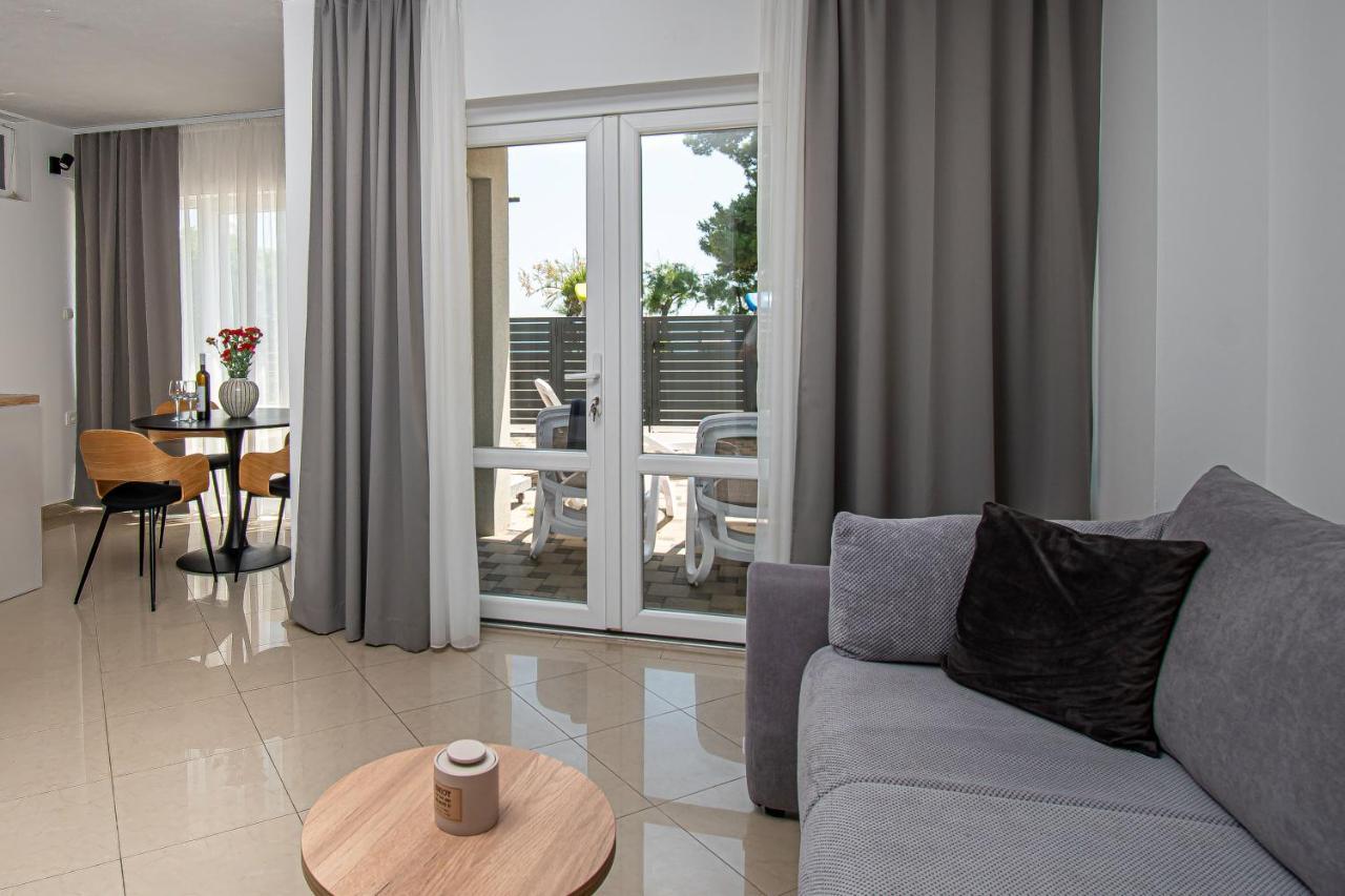 Kaštela Beachfront Apartments Gabine מראה חיצוני תמונה