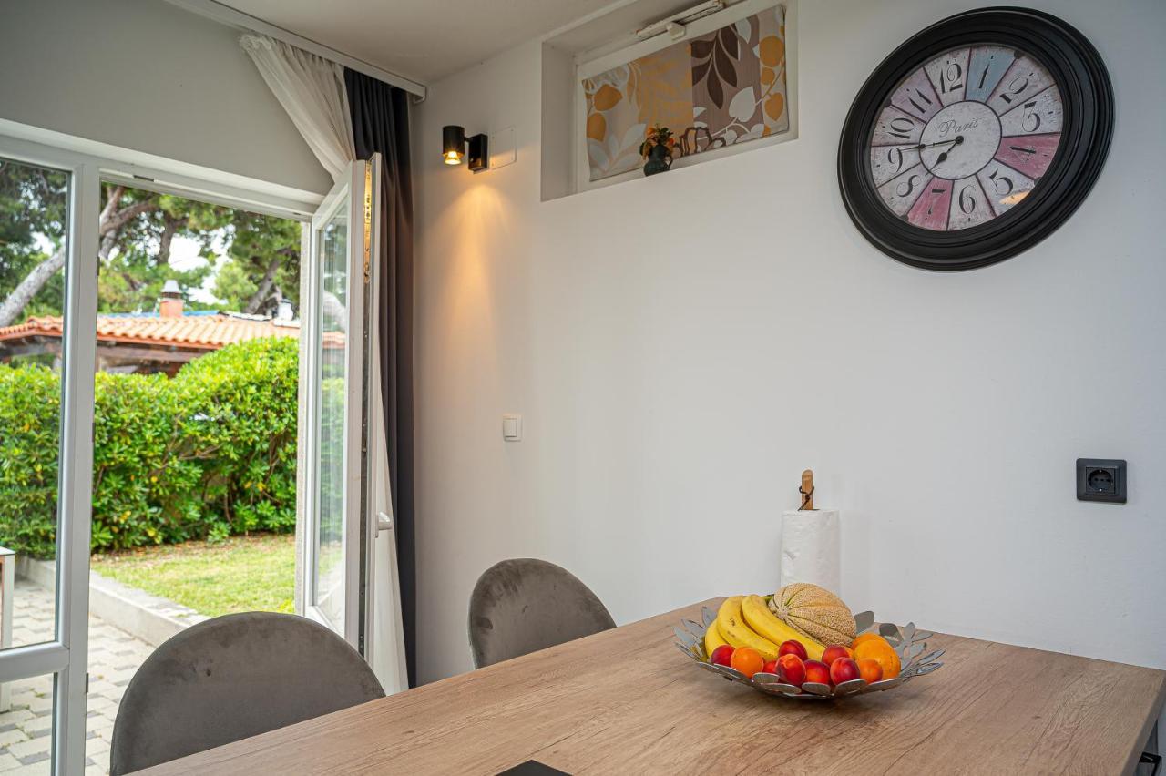 Kaštela Beachfront Apartments Gabine מראה חיצוני תמונה