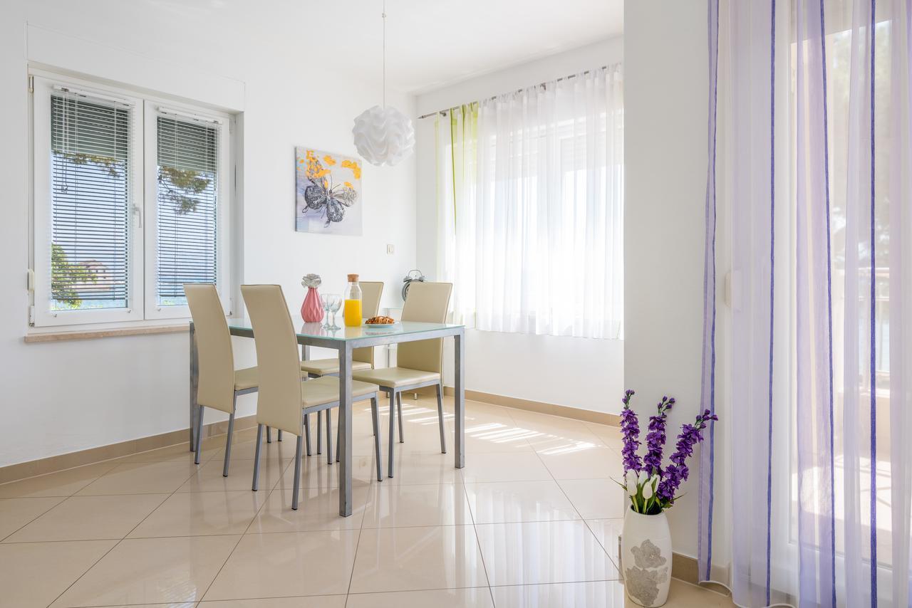 Kaštela Beachfront Apartments Gabine מראה חיצוני תמונה
