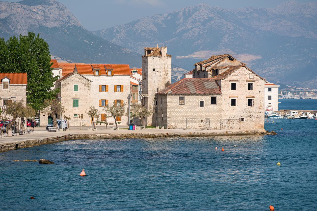 Kaštela Beachfront Apartments Gabine מראה חיצוני תמונה