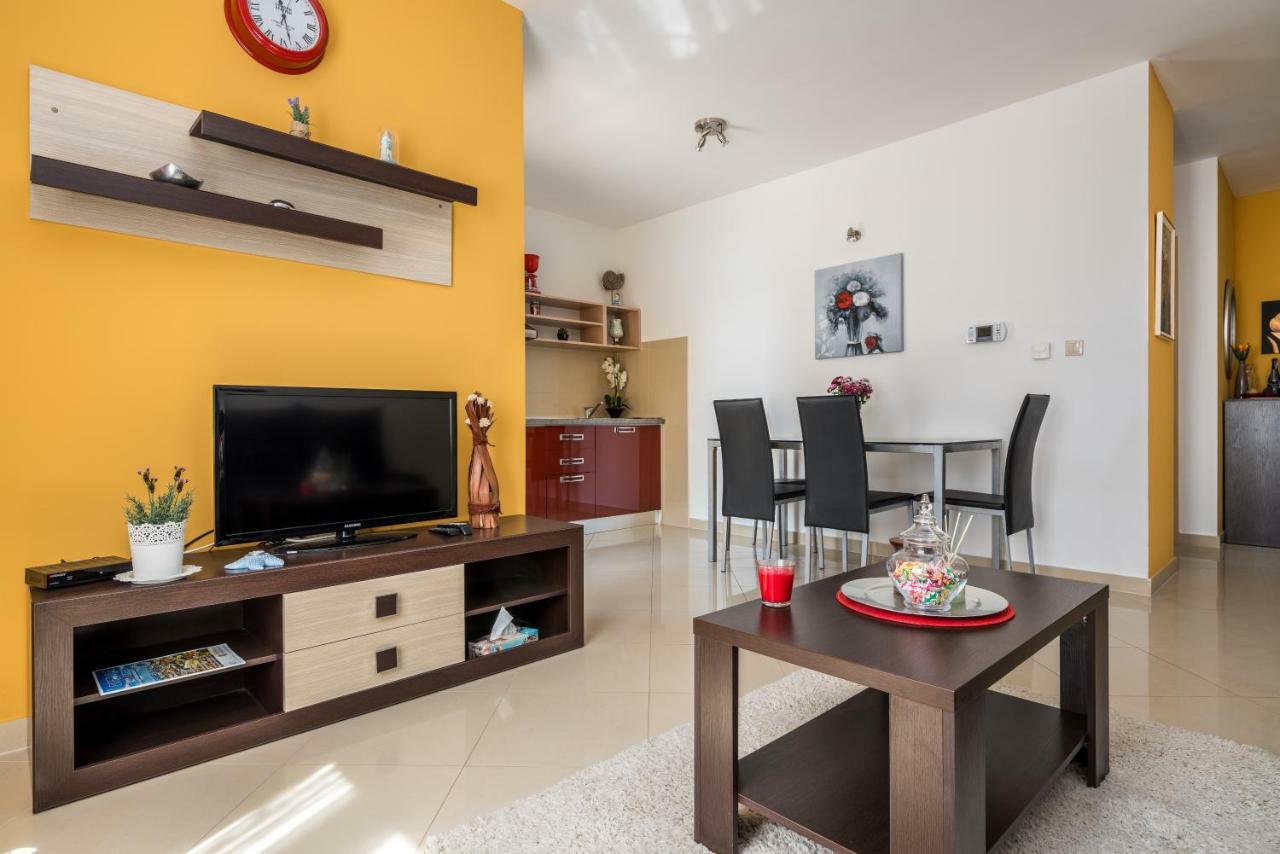Kaštela Beachfront Apartments Gabine מראה חיצוני תמונה