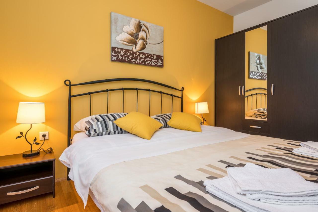 Kaštela Beachfront Apartments Gabine מראה חיצוני תמונה